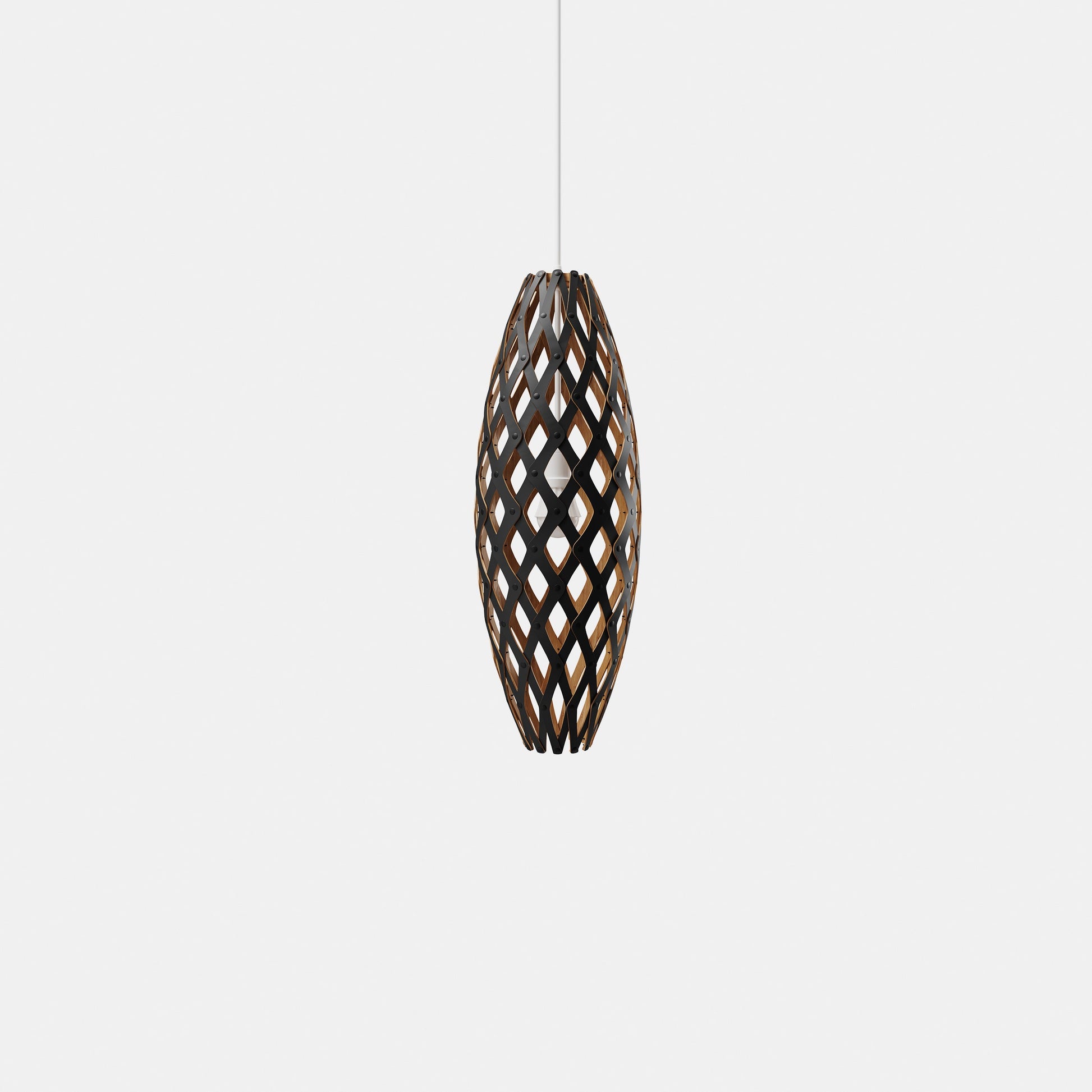 https://cdn.shopify.com/s/files/1/0594/2535/7894/files/Hinaki-Black-1-Side-Outside-Product-Clearcut.jpg?v=1776024487