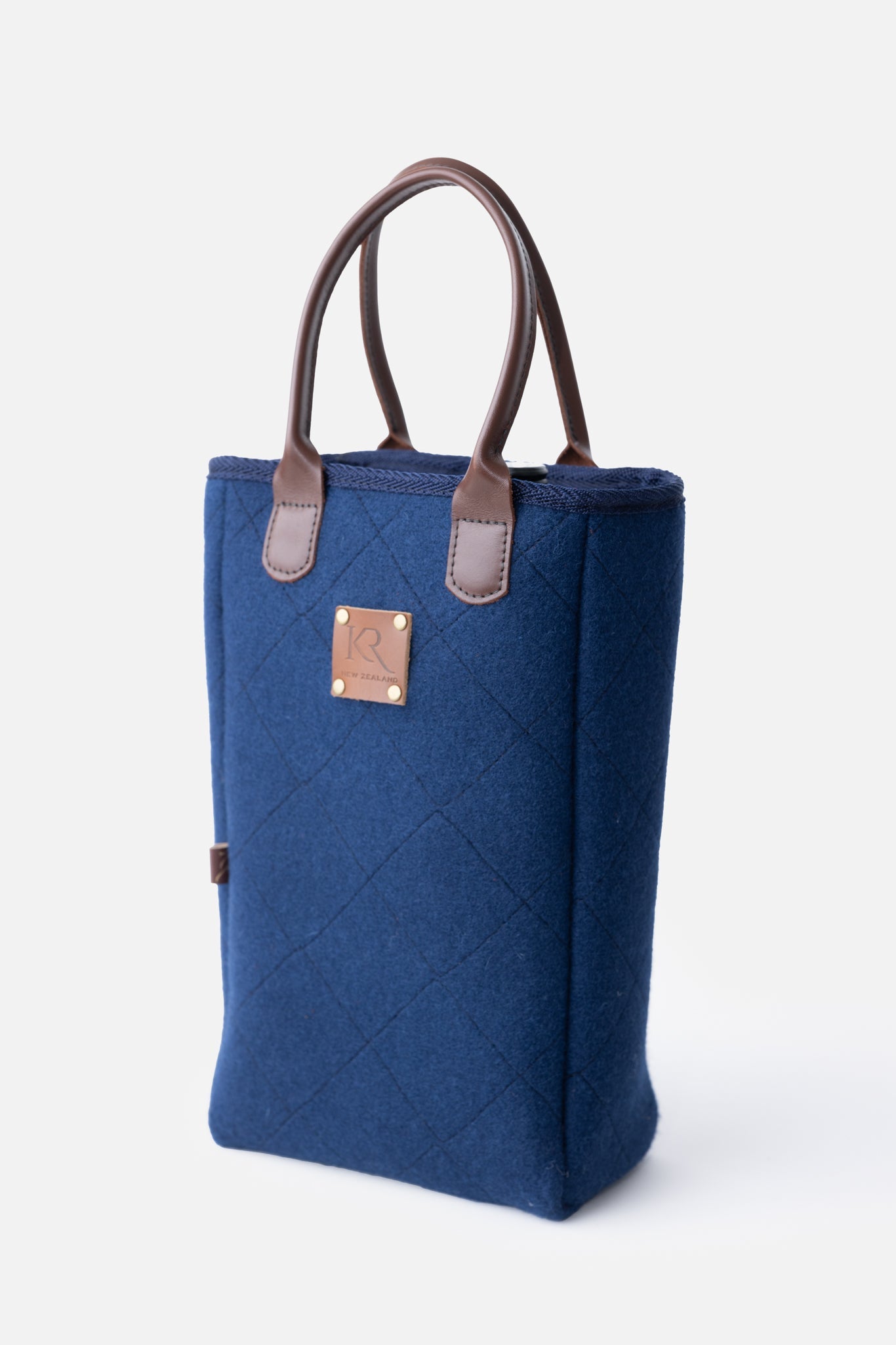 https://cdn.shopify.com/s/files/1/0666/1219/9481/files/KAITUNARIDGES25237-Edit.jpg?v=1764015711
