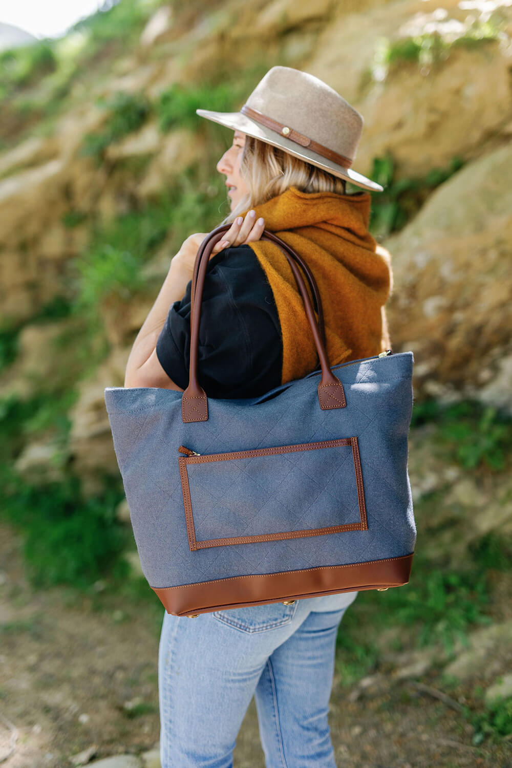 https://cdn.shopify.com/s/files/1/0666/1219/9481/files/Kaituna_ridges_totes_lindie_hawes_photography-123.jpg?v=1763065454