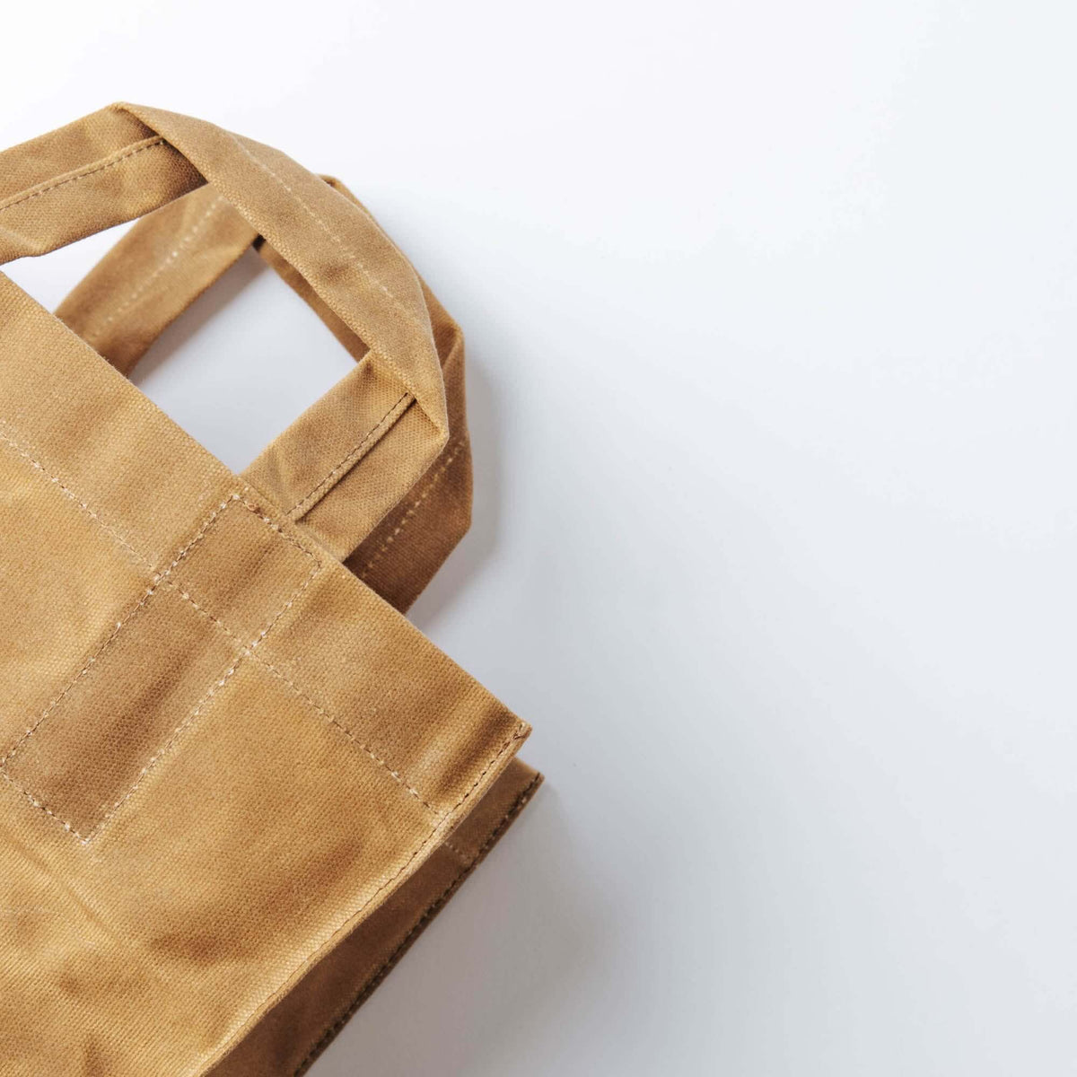 https://cdn.shopify.com/s/files/1/0018/4706/6660/products/MarketBag-4.jpg?v=1754820772