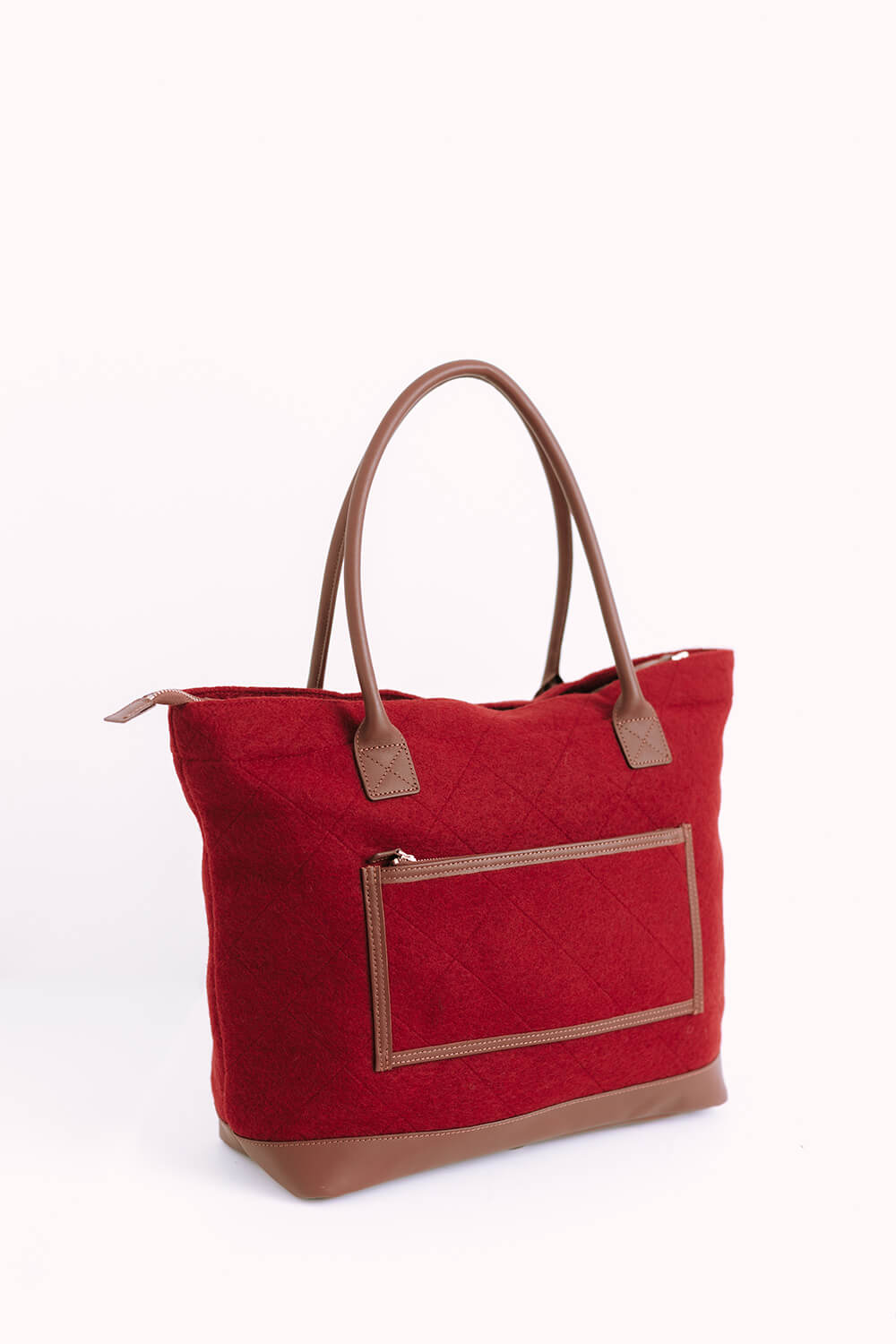 https://cdn.shopify.com/s/files/1/0666/1219/9481/files/November21_2025_Kaituna_Ridges_Tote_Studio_0076.jpg?v=1764884174