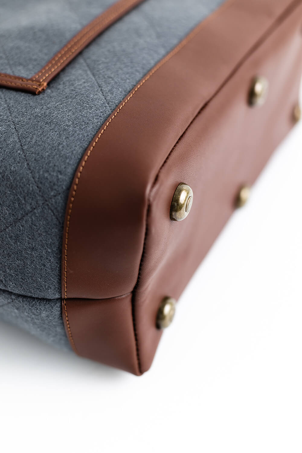 https://cdn.shopify.com/s/files/1/0666/1219/9481/files/November28_2025_Kaituna_Ridges_Tote_Studio_0109.jpg?v=1764884174