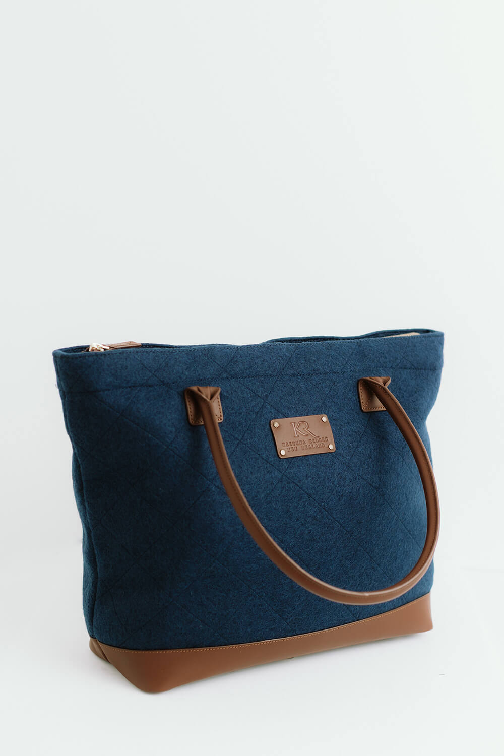 https://cdn.shopify.com/s/files/1/0666/1219/9481/files/November28_2025_Kaituna_Ridges_Tote_Studio_0129.jpg?v=1764884371