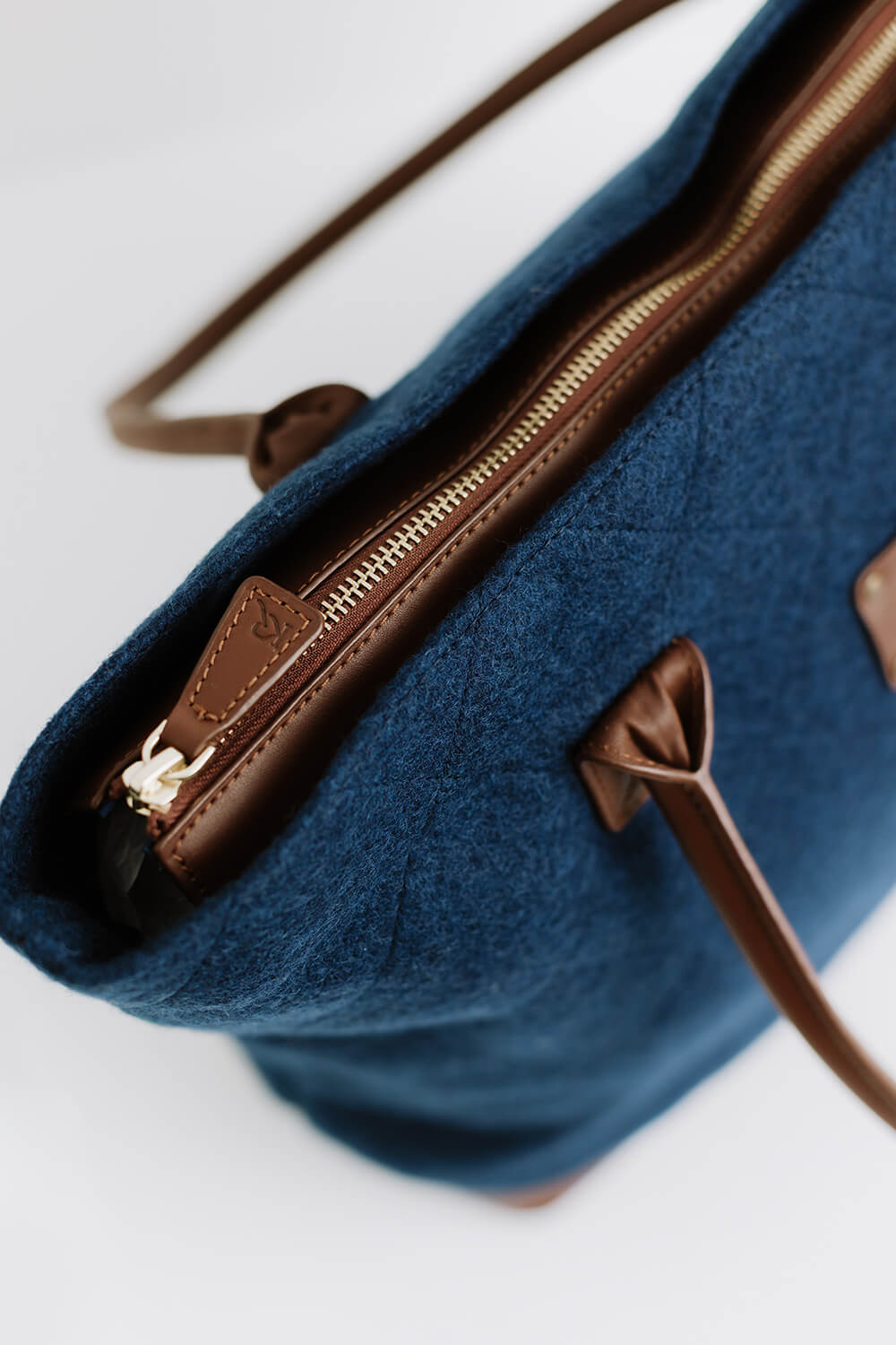 https://cdn.shopify.com/s/files/1/0666/1219/9481/files/November28_2025_Kaituna_Ridges_Tote_Studio_0131.jpg?v=1764884039