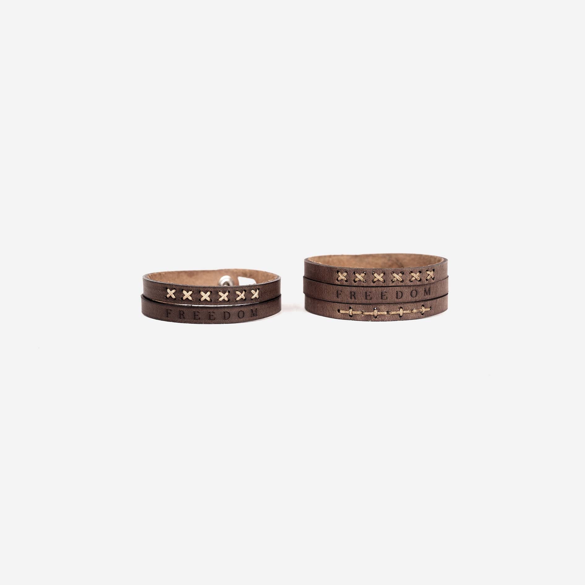 https://cdn.shopify.com/s/files/1/0746/9767/0945/products/the-loyal-workshop-Wristbands4.jpg?v=1683082876