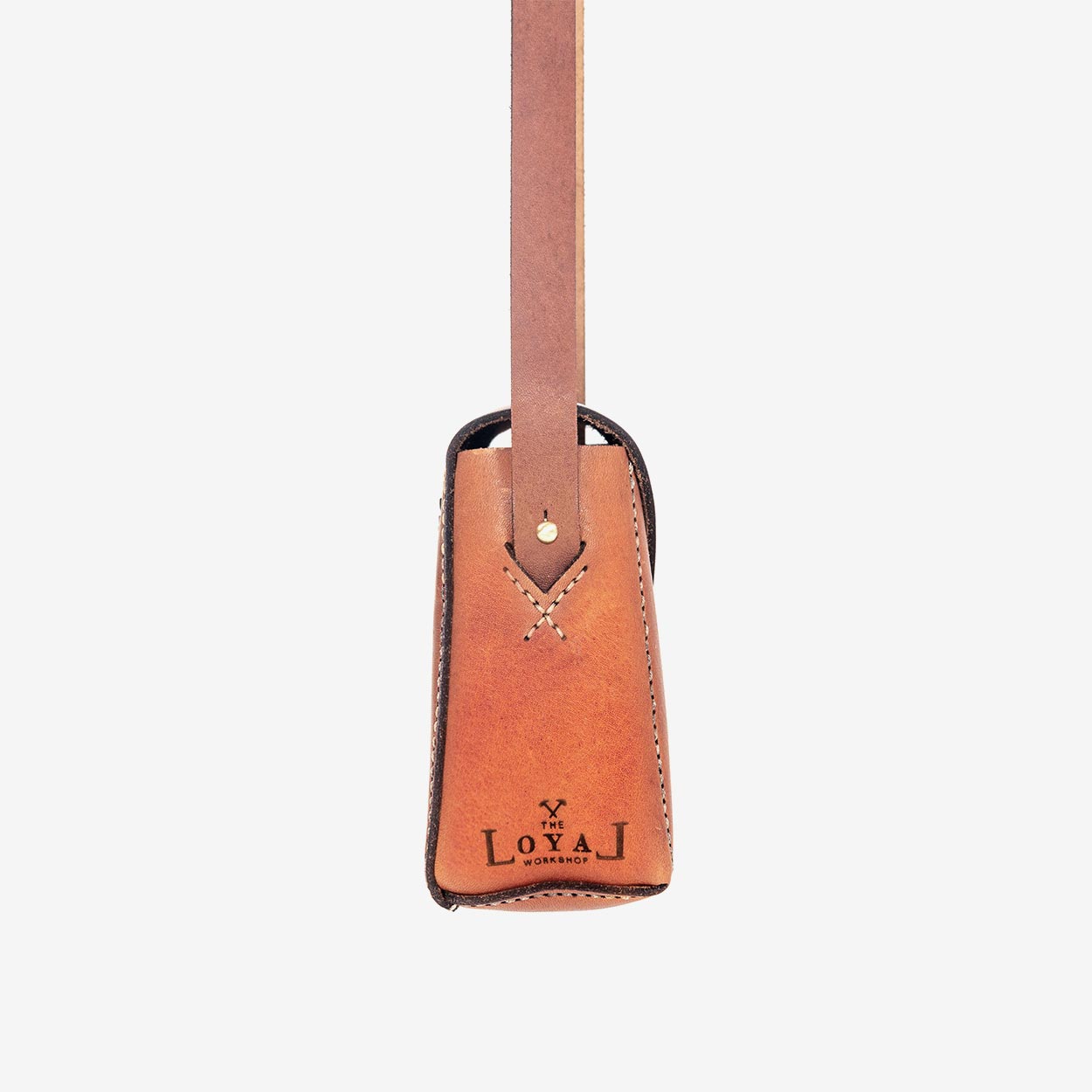 https://cdn.shopify.com/s/files/1/0746/9767/0945/products/the-loyal-workshop-ethical-leather-Dorthy-mini-02.jpg?v=1683082955