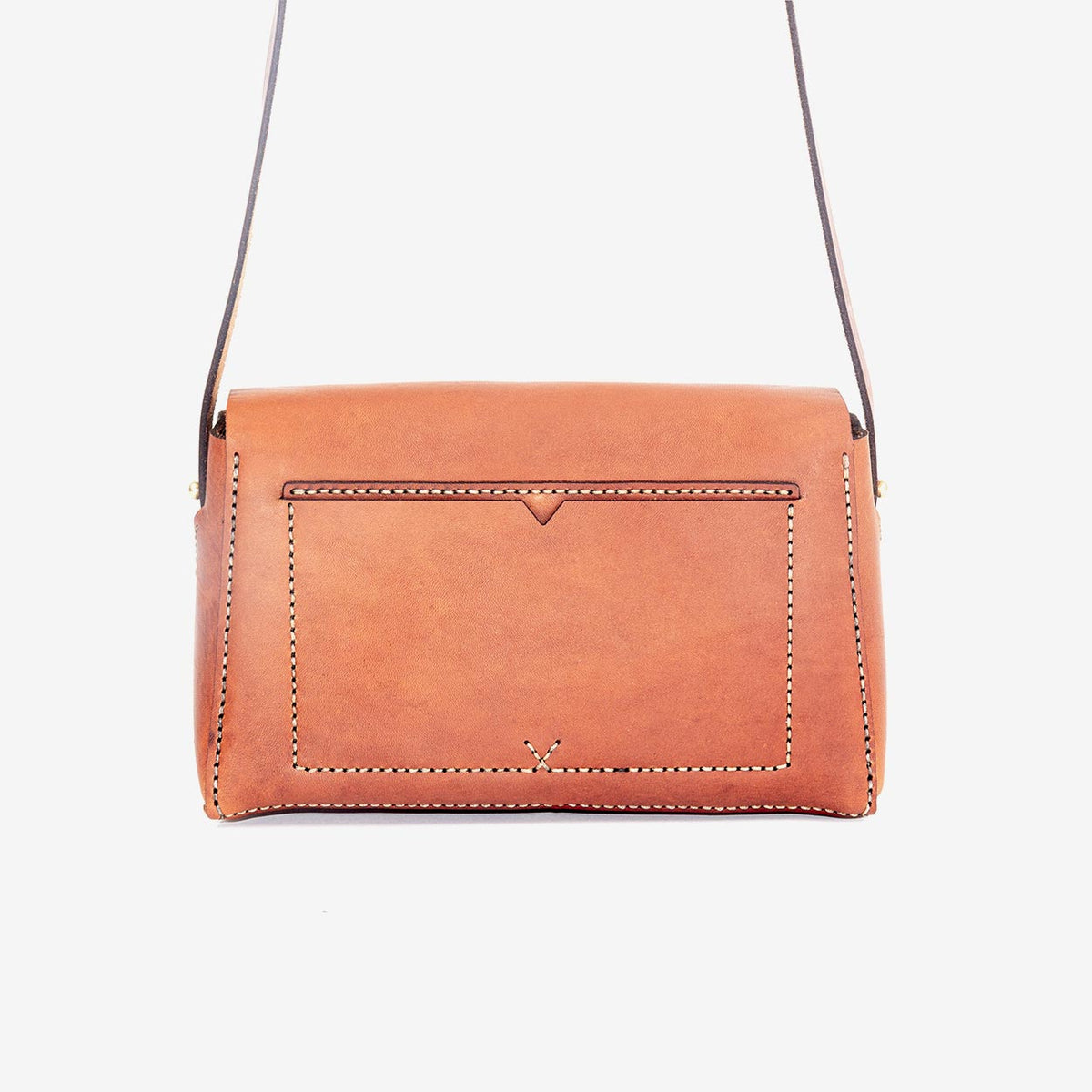 https://cdn.shopify.com/s/files/1/0746/9767/0945/products/the-loyal-workshop-ethical-leather-Dorthy-mini-04.jpg?v=1683082955