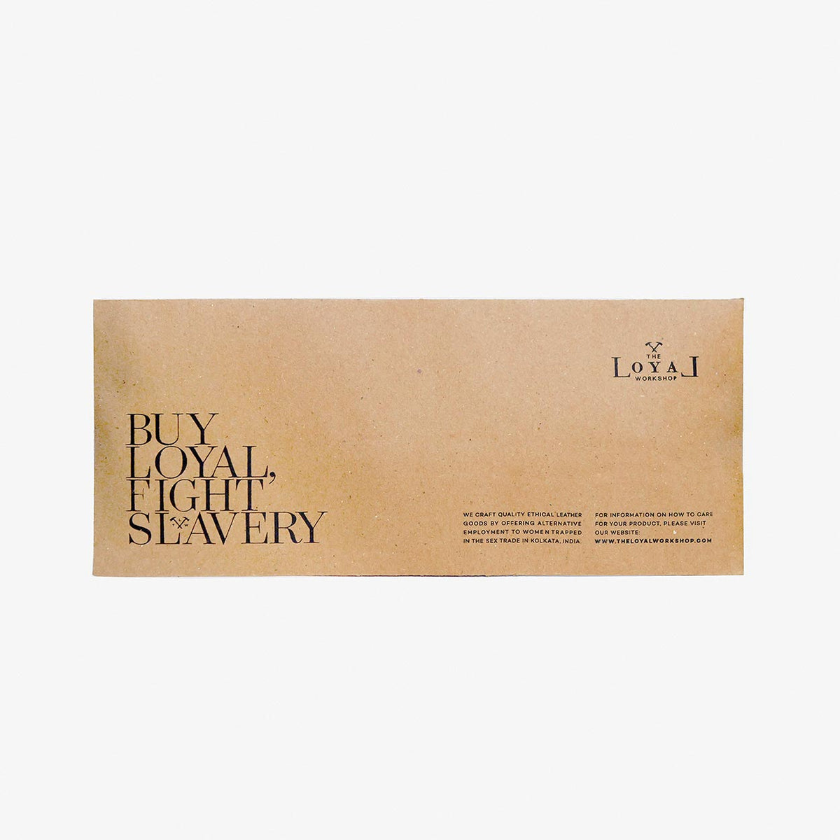 https://cdn.shopify.com/s/files/1/0746/9767/0945/products/the-loyal-workshop-ethical-leather-products-advocate-envelope-01.jpg?v=1683082876