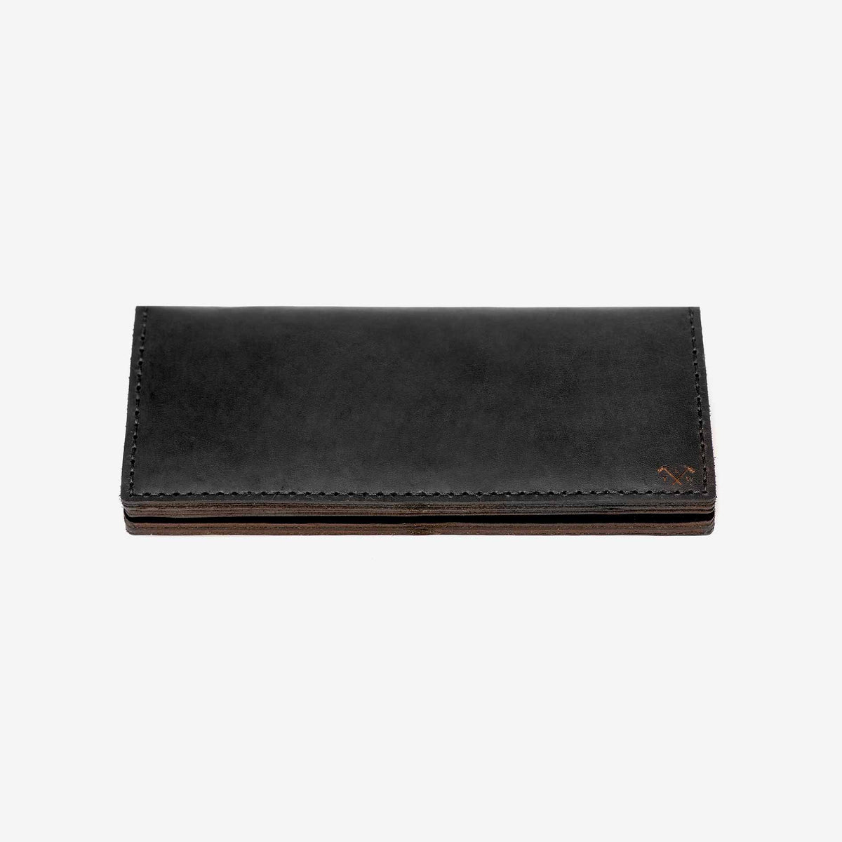 https://cdn.shopify.com/s/files/1/0746/9767/0945/products/the-loyal-workshop-the-alongsider-wallet-Black-03.jpg?v=1683082781