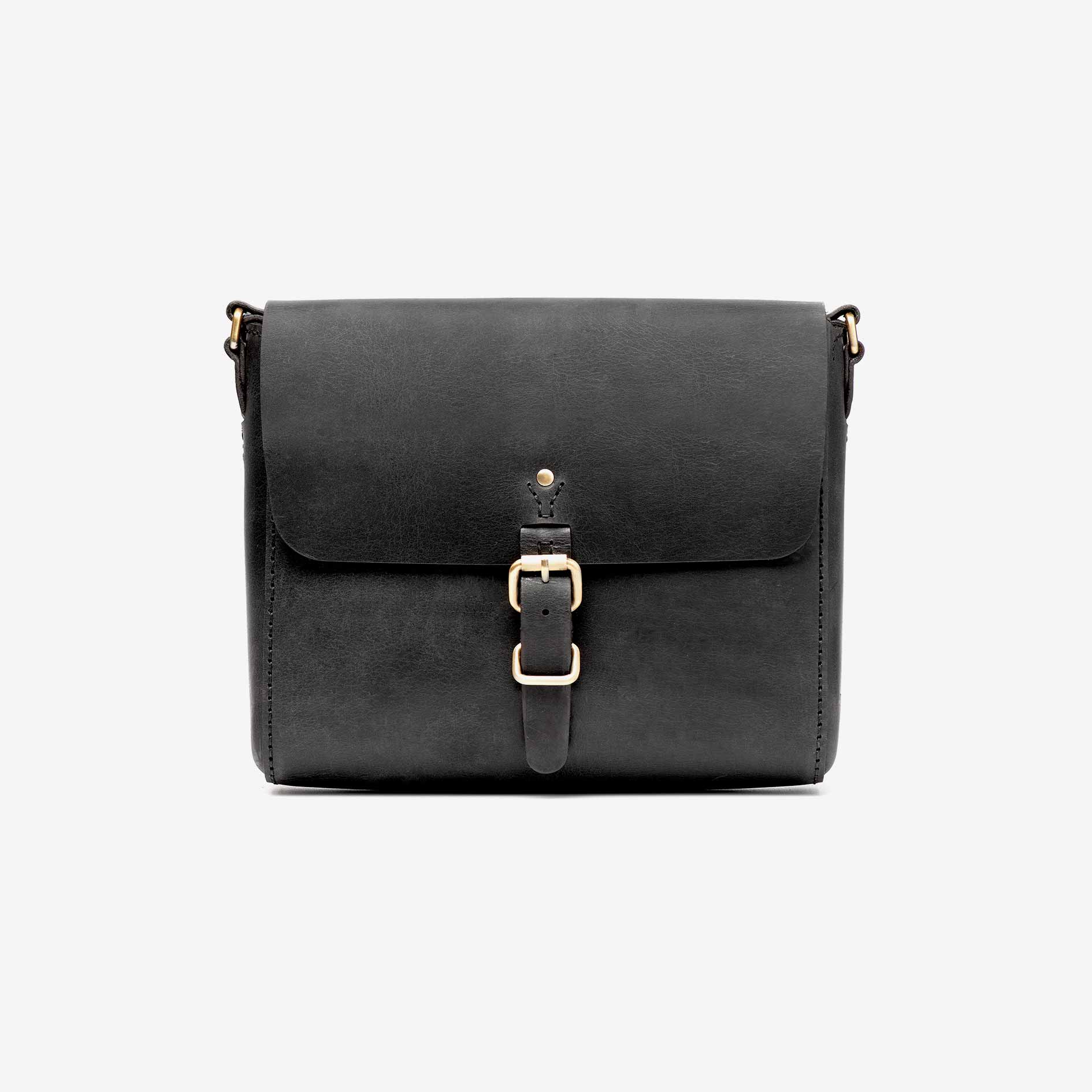 https://cdn.shopify.com/s/files/1/0746/9767/0945/products/the-loyal-workshop-the-companion-satchel-black-01.jpg?v=1717578811