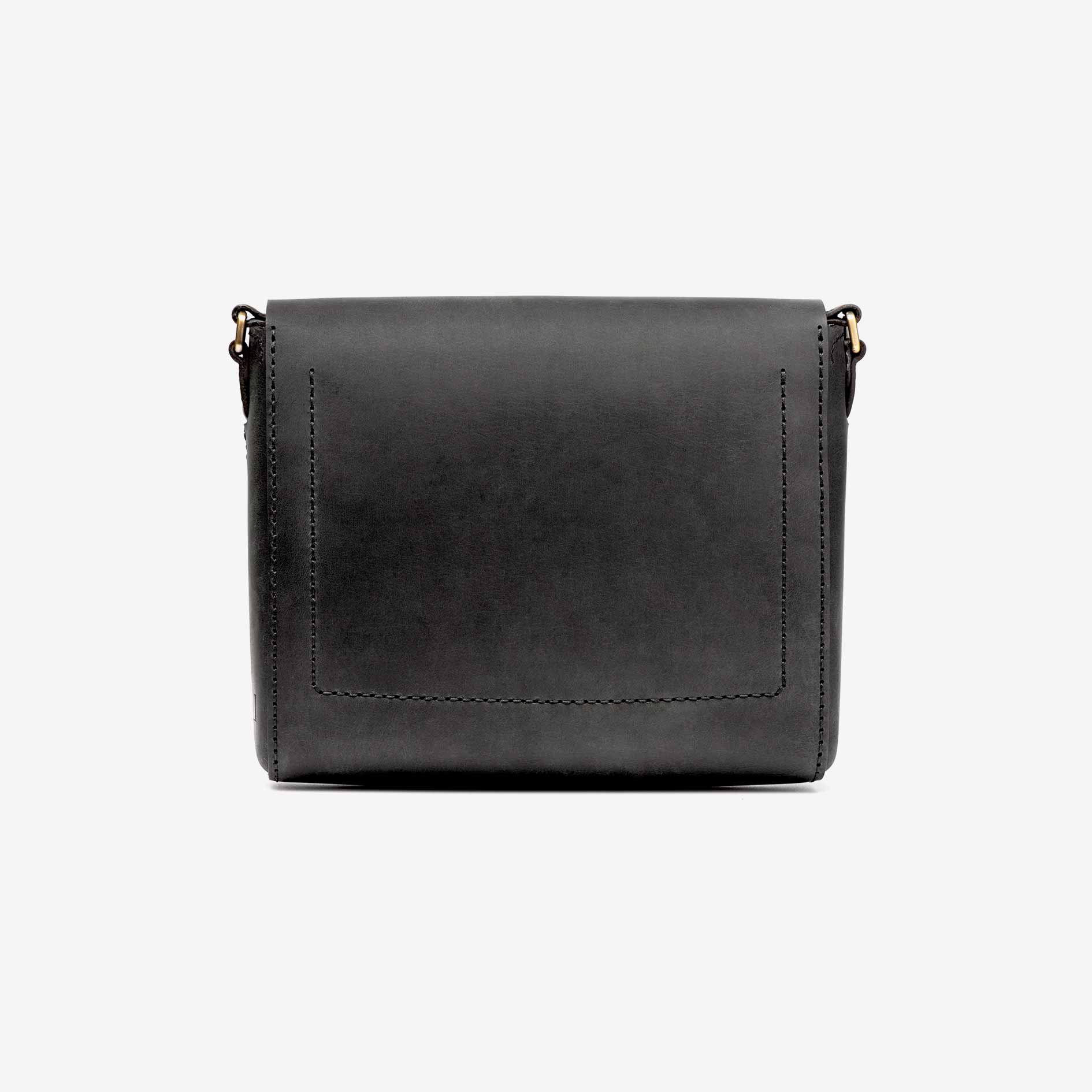 https://cdn.shopify.com/s/files/1/0746/9767/0945/products/the-loyal-workshop-the-companion-satchel-black-02.jpg?v=1717578811
