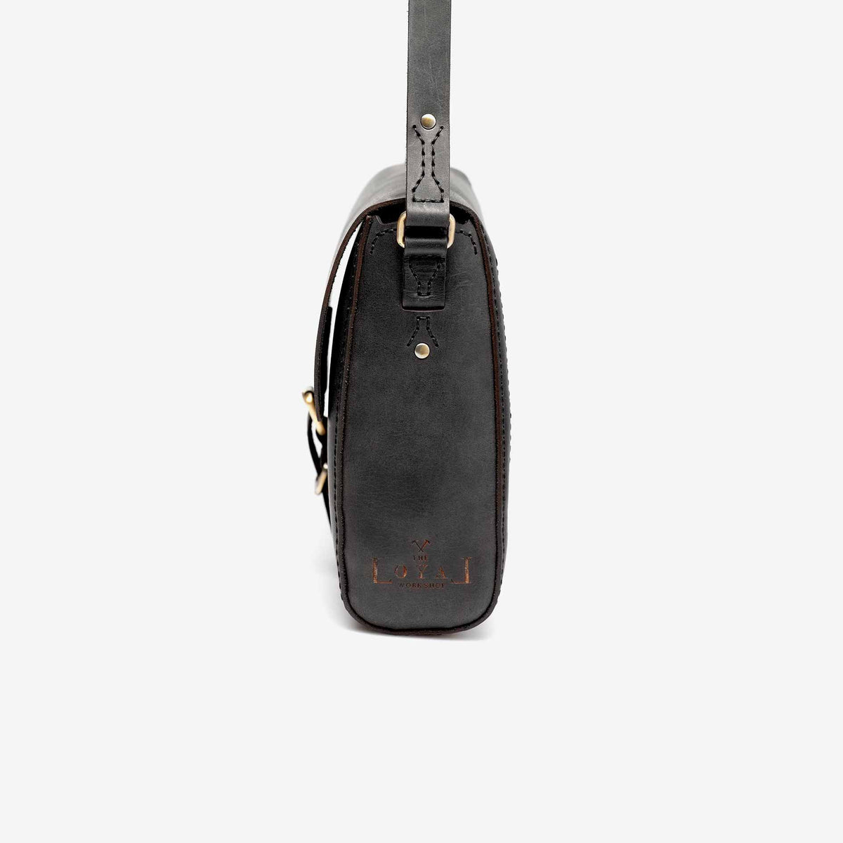 https://cdn.shopify.com/s/files/1/0746/9767/0945/products/the-loyal-workshop-the-companion-satchel-black-03.jpg?v=1717578811