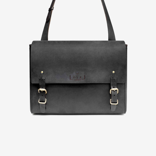 https://cdn.shopify.com/s/files/1/0746/9767/0945/products/the-loyal-workshop-the-goodstead-satchel-black-04.jpg?v=1683082806