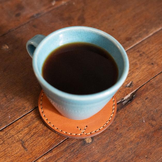 https://cdn.shopify.com/s/files/1/0746/9767/0945/files/theloyalworkshopcoffeecoastersupreme.jpg?v=1717479891